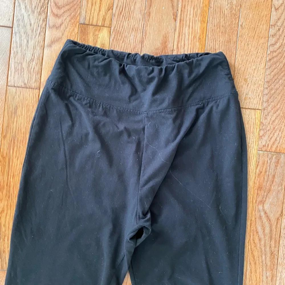 Black Flared Leggings - Image 2