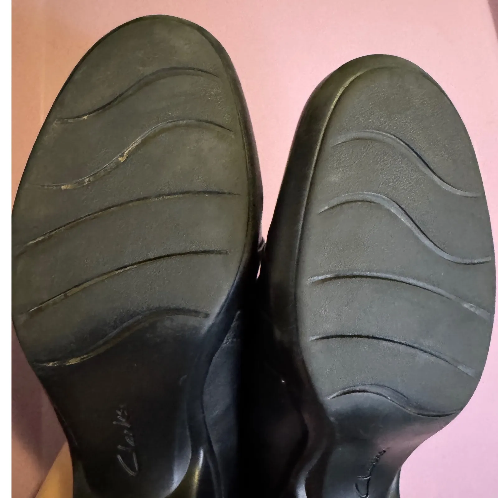 Clarks 7.5 Wide Y2K Era Black Leather Low Block Heel Slip On Comfort Clog - Image 10