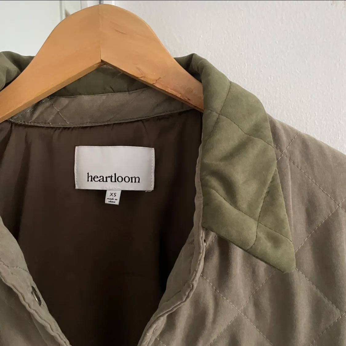 Revolve  Olive Green Wren Quilted Jacket - Image 3