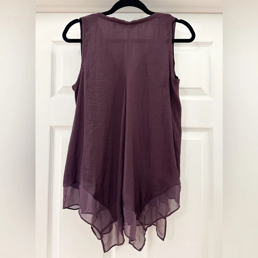 Vera Wang Sleeveless Satin Chiffon Asymmetrical Hem V Neck Top Purple sz Small - Image 6
