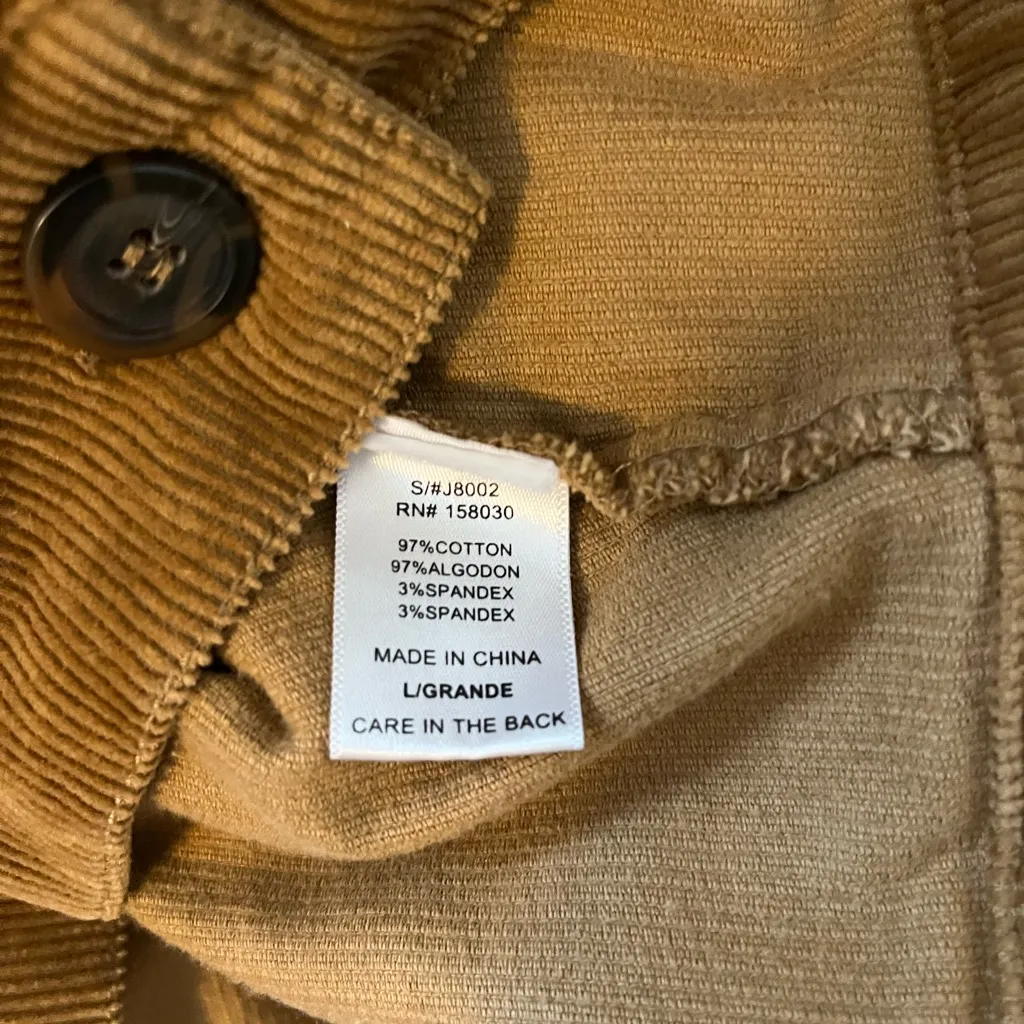 Love Tree Women's Camel Corduroy Cropped‎ Button Down Jacket Women’s Size Large - Image 4