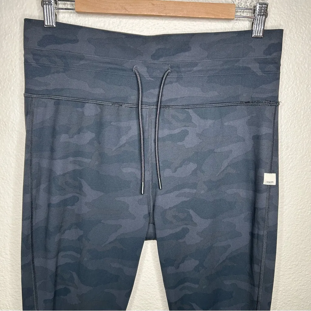 Vuori Daily Legging camo - Image 2