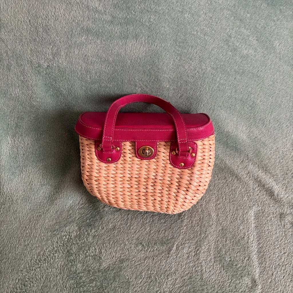 Vintage Vegetable Fiber Woven Basket Purse Top Handle Bag Pink Tan mirror - Image 6