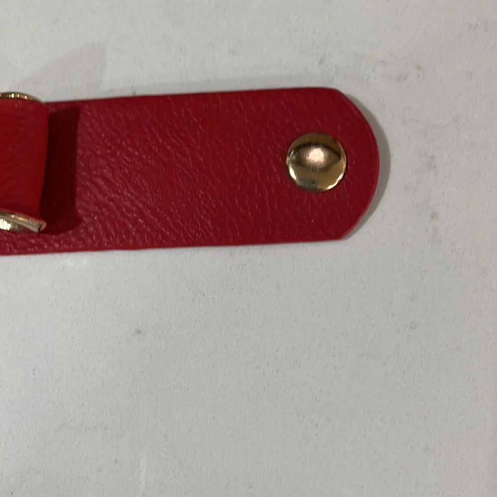 Cuff Bracelet Vintage Red - Image 4