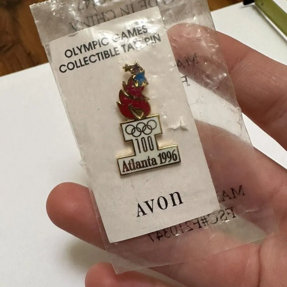 Avon 1996 Olympics Tack Pin Atlanta Georgia Sports Souvenir Pinback - Image 2