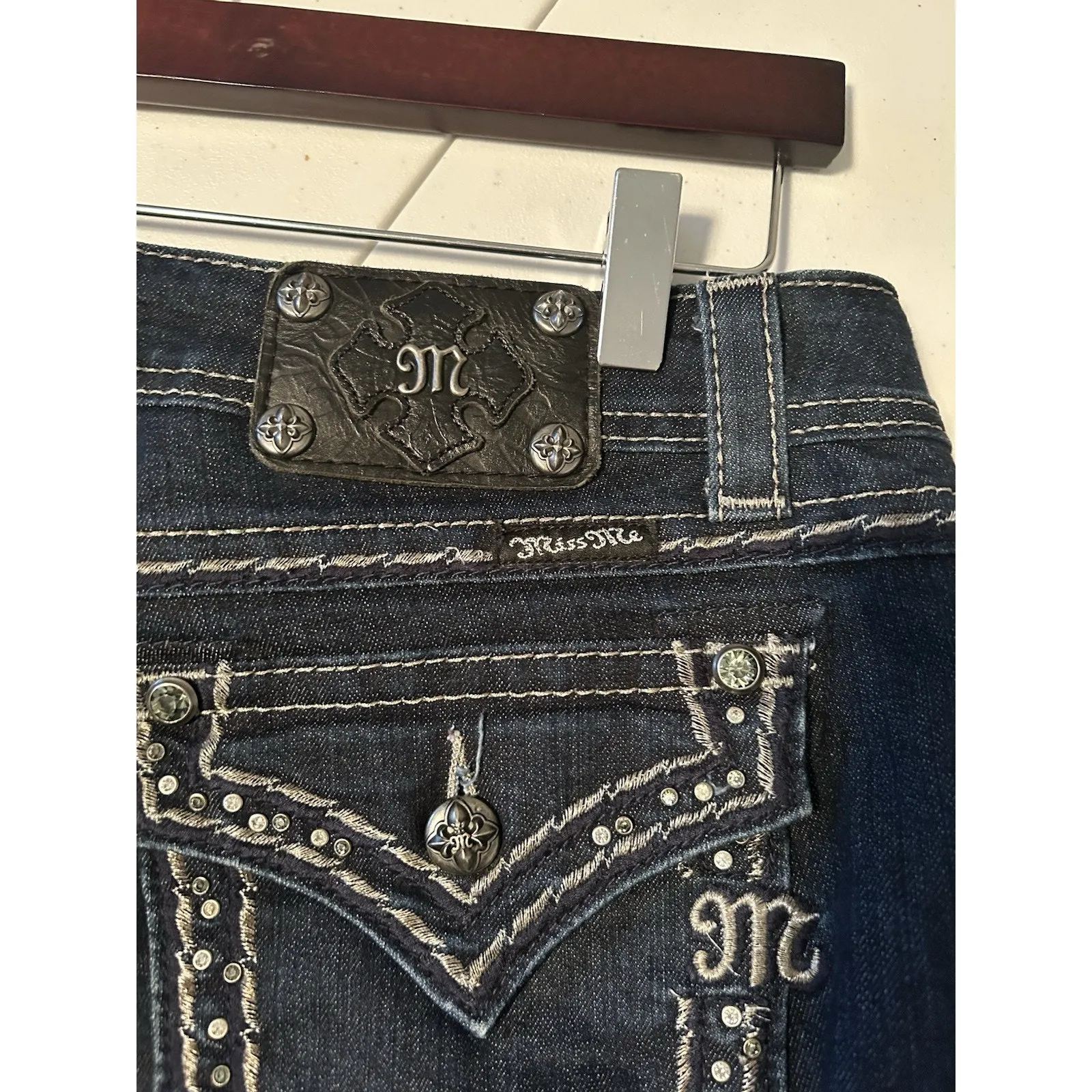 MISS ME JE5663EL RHINESTONE EMBROIDERED FLAP JEANS WOMENS SZ 31 - Image 3