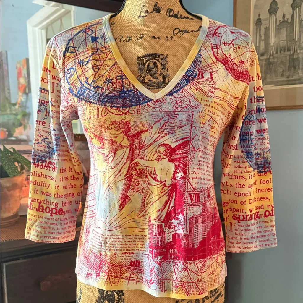 Glima Y2K Red and Yellow A Tale of Two Cities Print Graphic Women’s Top Size L - Image 12