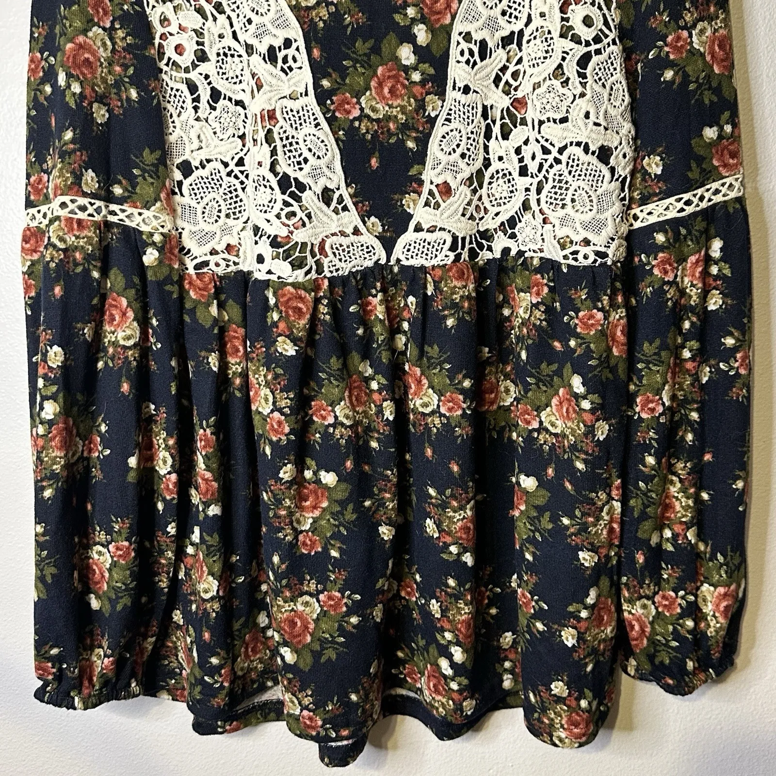 Entro Crochet Tunic Top Peasant Boho Career Church Stretchy Floral NWT S T8691 - Image 3