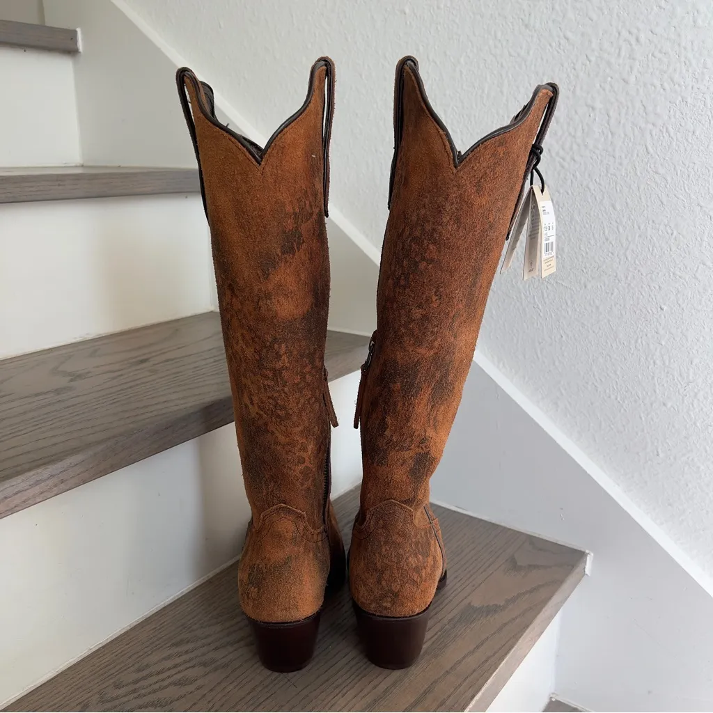 NWT Ariat Free People Casanova Western Cowboy Boots in Distressed Leopard Sz 7.5 - Image 6