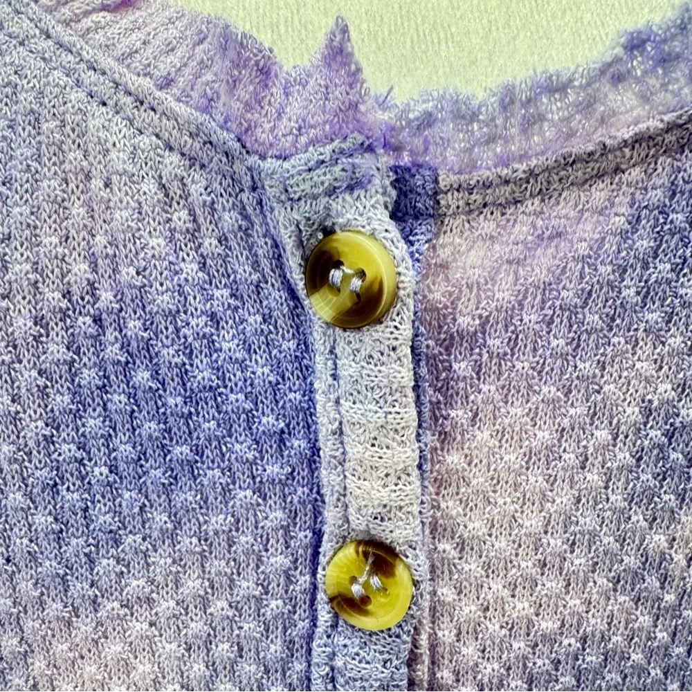 Hem & Thread Lavender Tie Dye Frilled Edge Button Front Cropped Tank Small NEW - Image 3