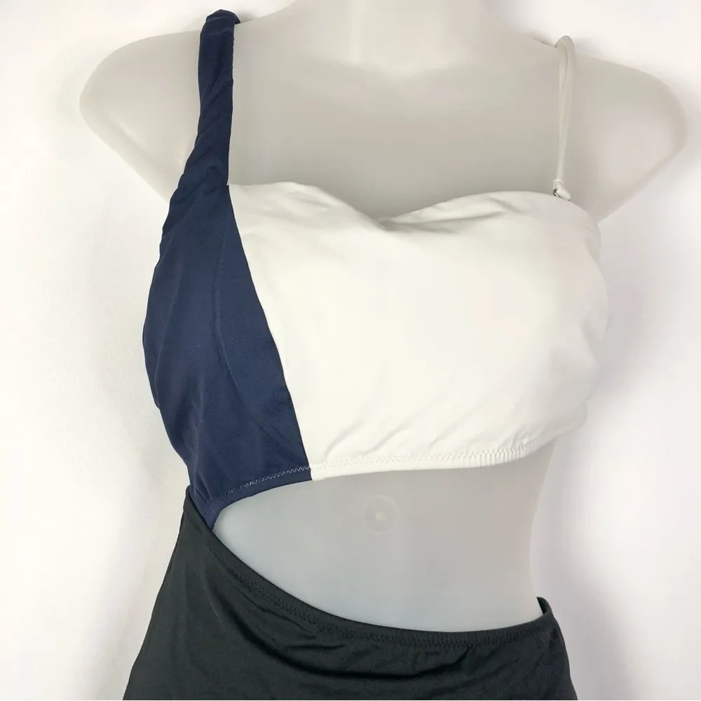 Athleta  Mod Block Cut Out One Piece Swimsuit M - Image 5