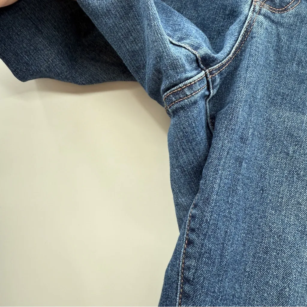 Nicole Miller Nolita Boyfriend Distressed Medium Wash Tapered‎ Leg Jeans Sz 14 - Image 5