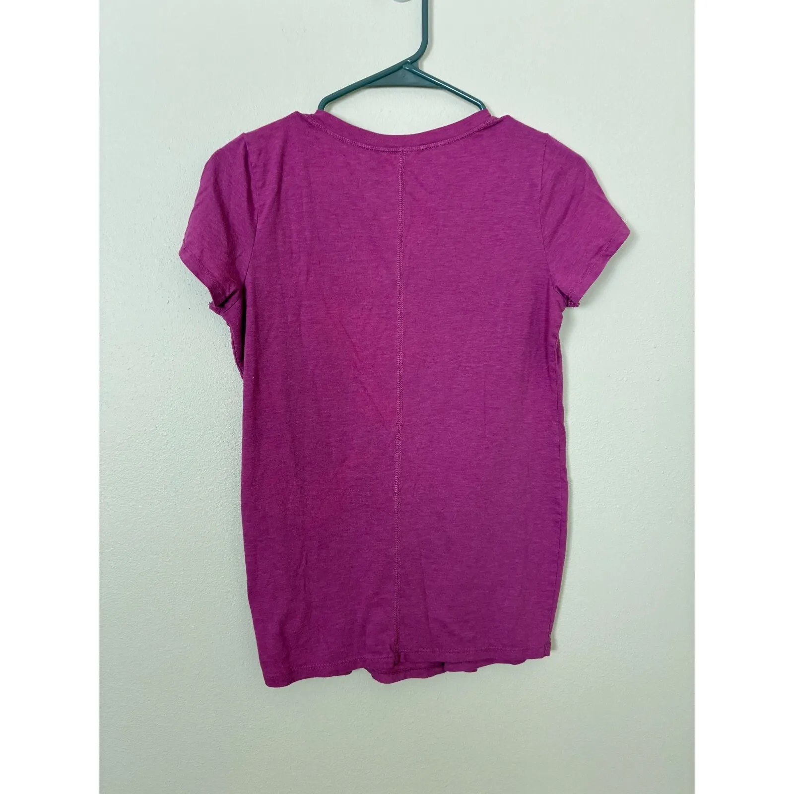 Motherhood Maternity Fushia Pink Short Sleeve T-Shirt - Size Small S/P (F15) - Image 2