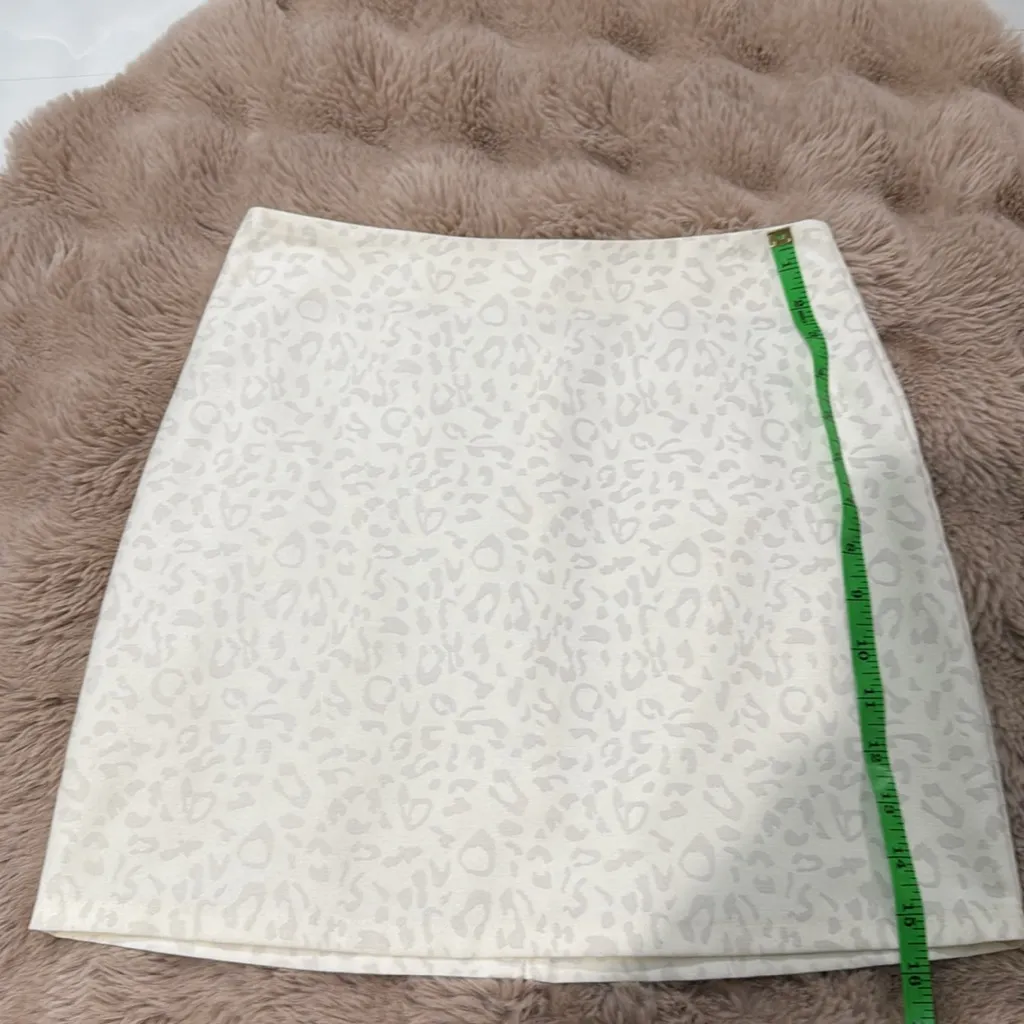 Le Lis Cream Mini Pencil Skirt Cocktail - Image 4