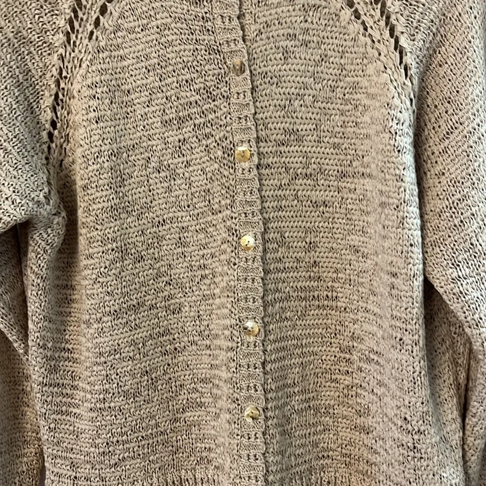 Neutral Color Sweater Great Condition Tan Size M - Image 4