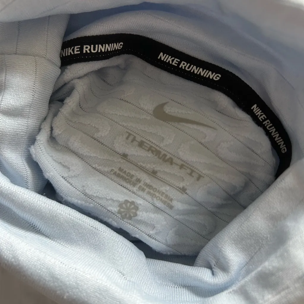 Nike Light Blue Therma-Fit Running Top - Image 2