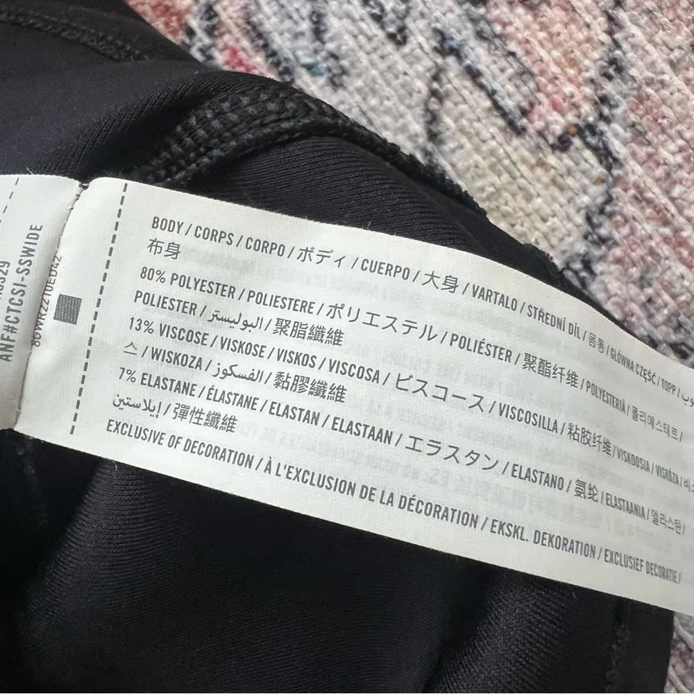 Abercrombie YPB neoKnit Mini Dress Black with White Trim Size Small Racerback - Image 10