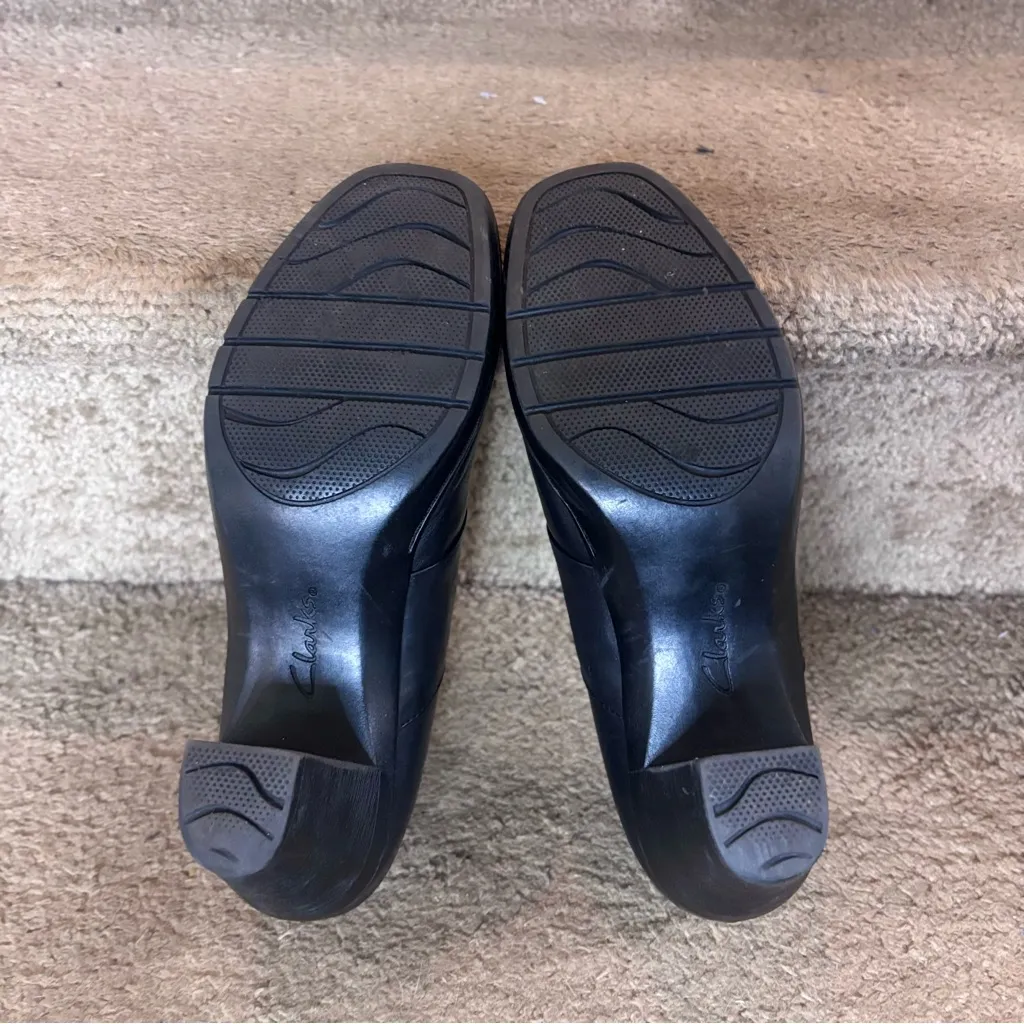 Clarks Bendables Black Leather Heels Women’s Size 8.5 Comfort Slip On Office 90s - Image 4