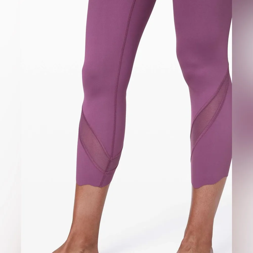 Lululemon Wunder Under Crop Roll Down Scallop Full On Luxtreme 24" Vintage Plum - Image 9