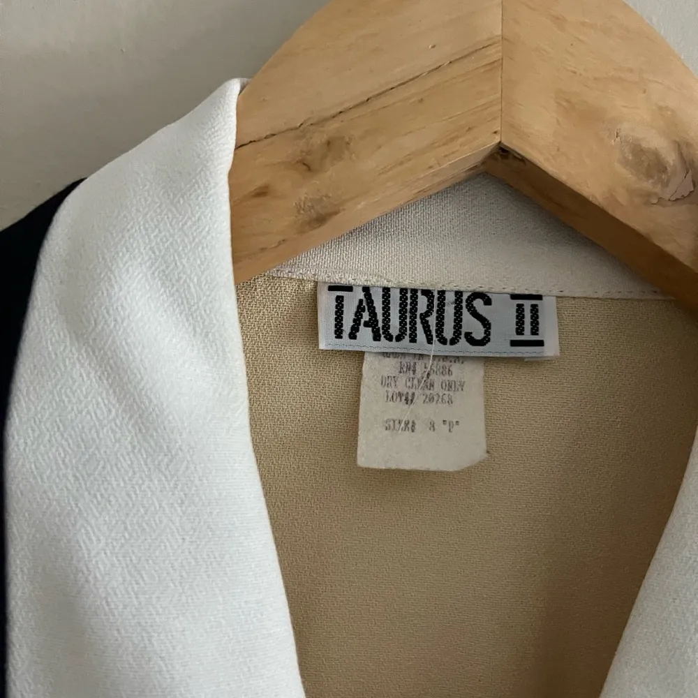 Vintage 90’s yellow collar button down cropped blazer jacket retro formal - Image 3