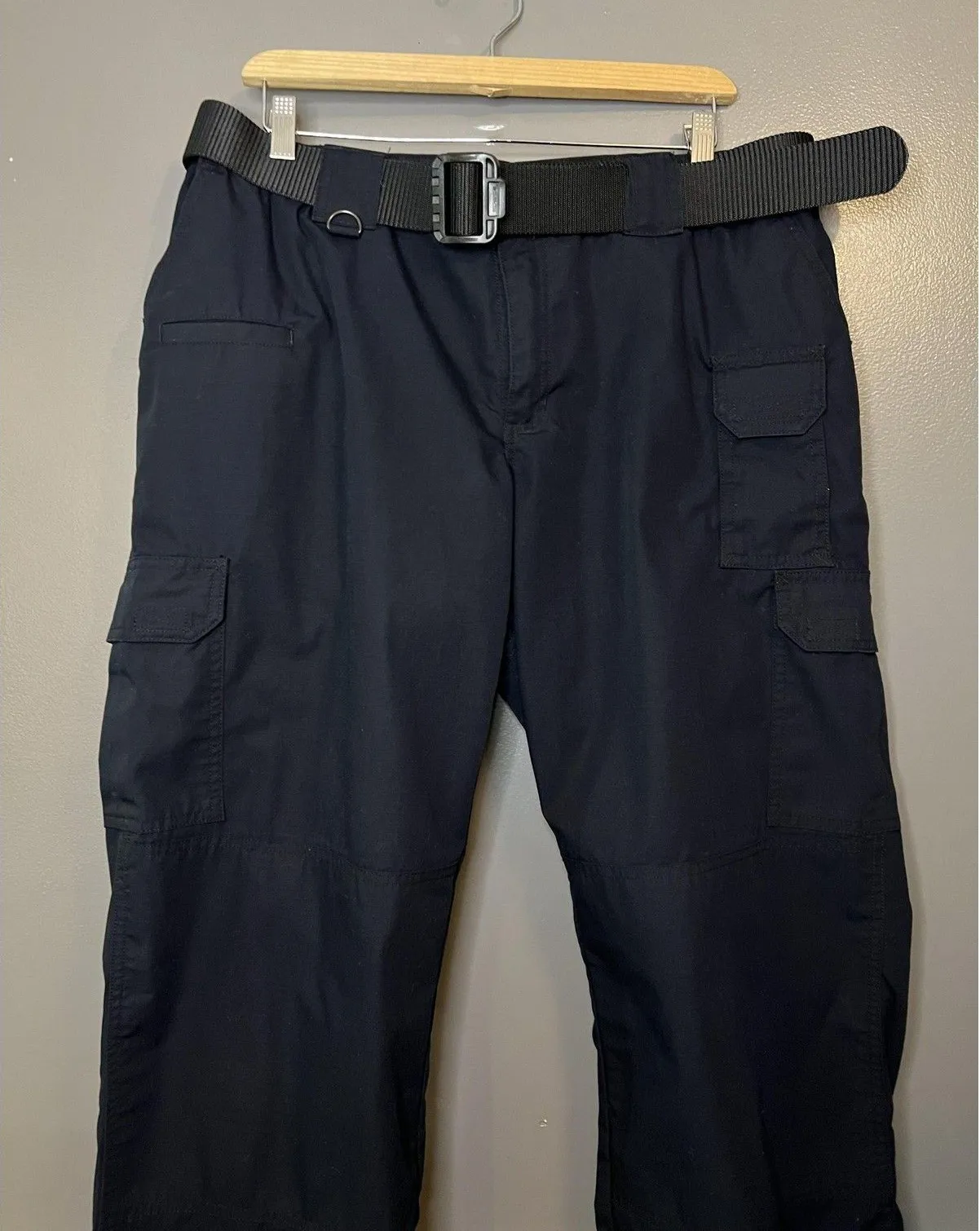5.11 Tactical Pants Womens 20 Long Black Cargo Straight Leg Workwear Utility - Image 1