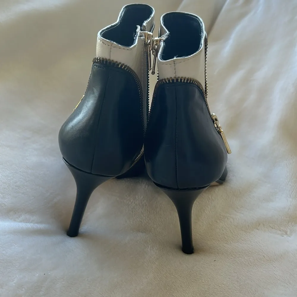 Banana Republic Kamile Zip Bootie - Image 6