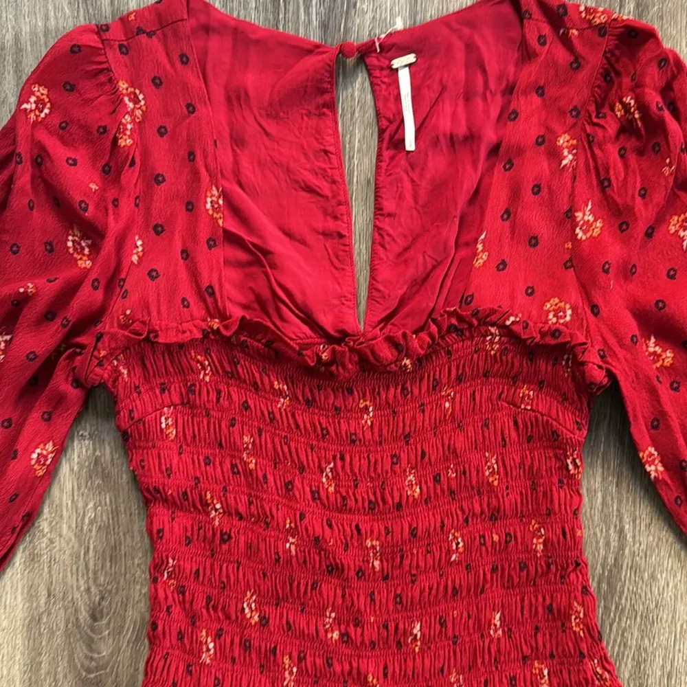Free People Red Long Sleeve Dress Small Printed floral Two Faces mini Smocked - Image 6