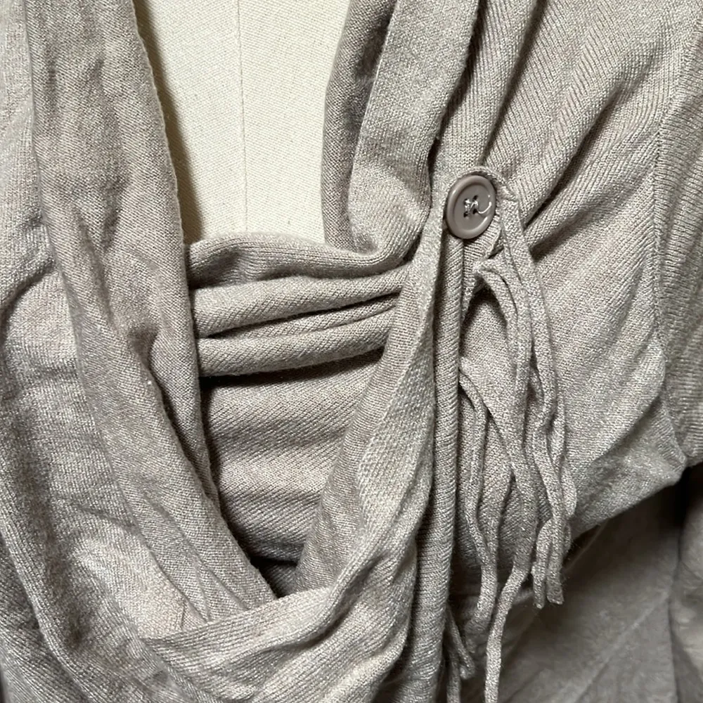 Love stitch wrap cardigan - Image 2