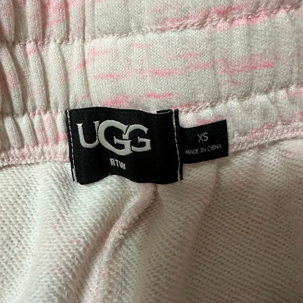 UGG® Elliana Short for Women | UGG® EU  UGG Women's Pink Shorts new without tags - Image 5