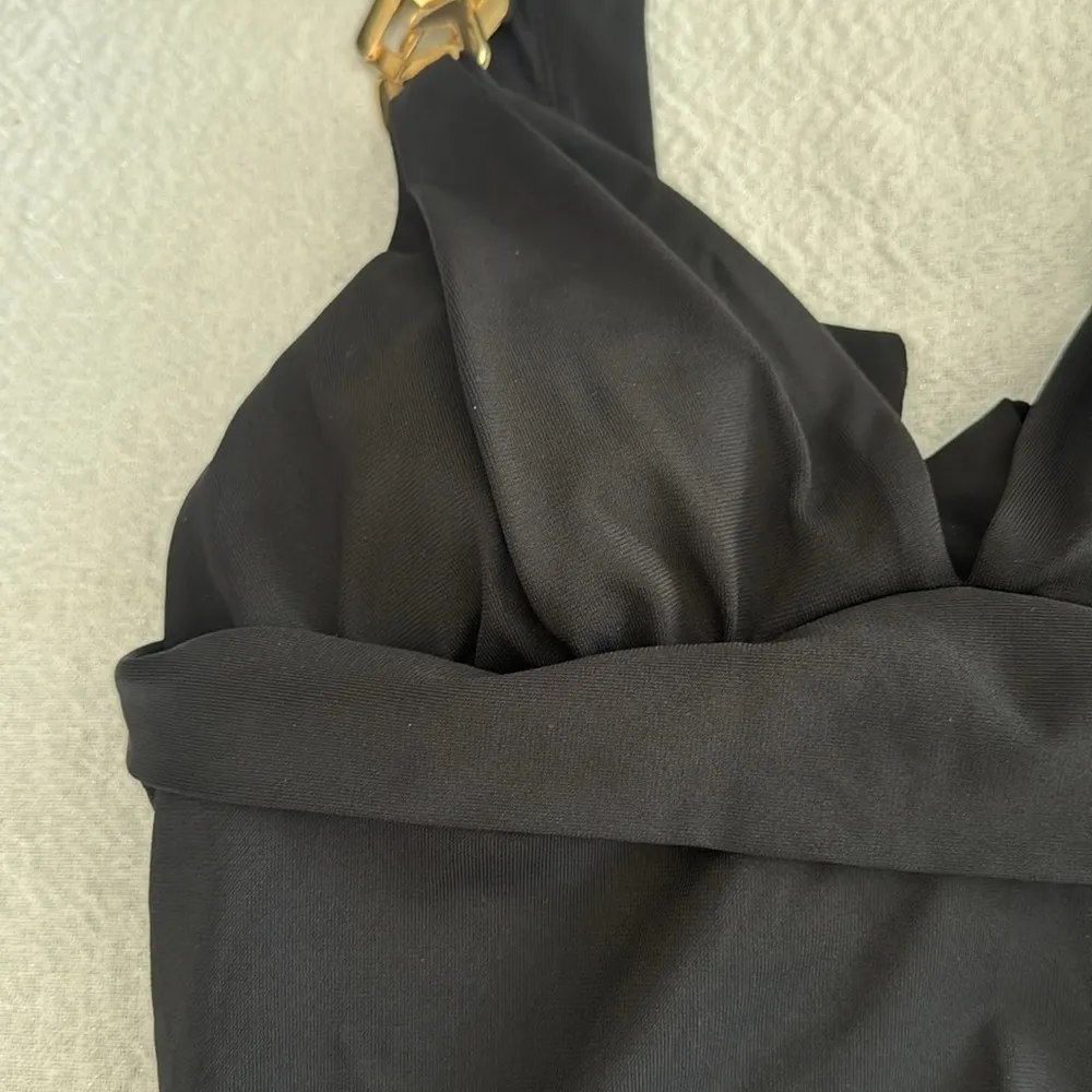 Robin Piccone JANE V PLUNGE ONE PIECE, Size 4, $186 - Image 9