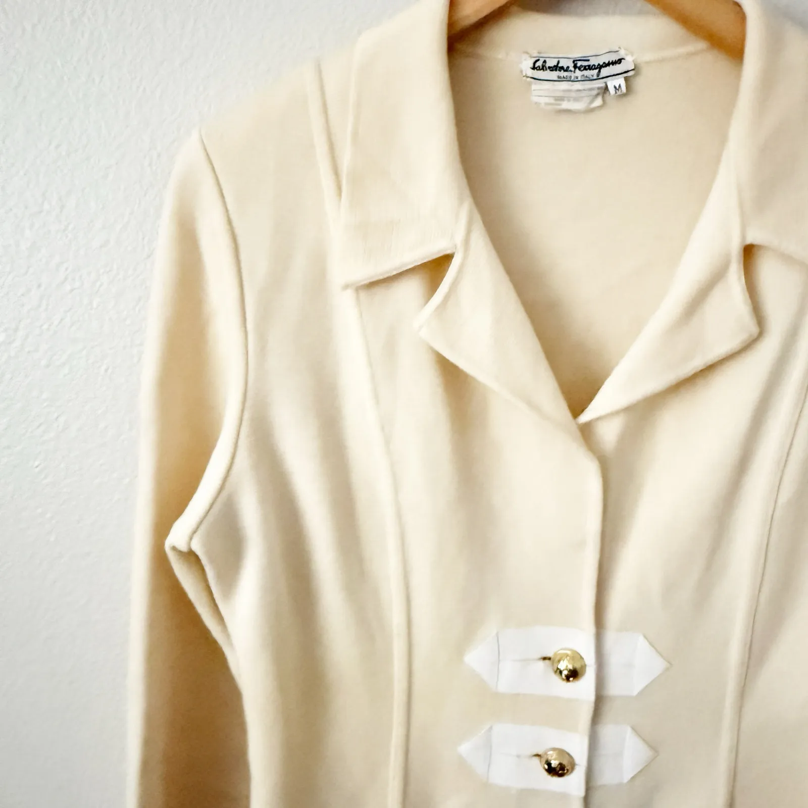 SALVATORE FERRAGAMO | Vintage Ivory Blazer Jacket Italian Wool Knit | Medium - Image 2