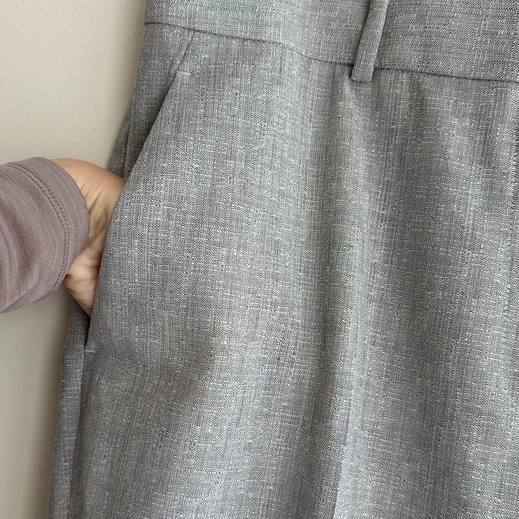 Reiss Women’s Grey Wool Blend Tapered Trousers, Gray Cropped Pants, Size 8 - Image 6