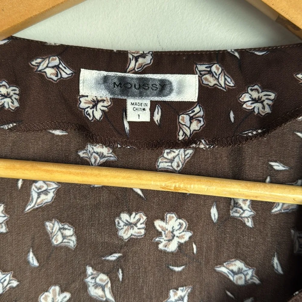 Moussy floral blouse Brown - Image 4