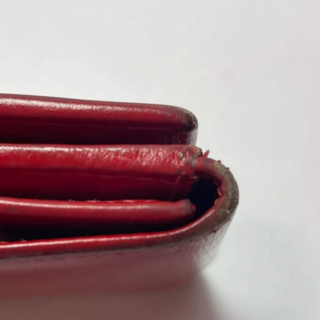 GUCCI Vintage Red Patent Leather Compact Wallet w/ Horseshoe Clasp - Preowned - Image 13