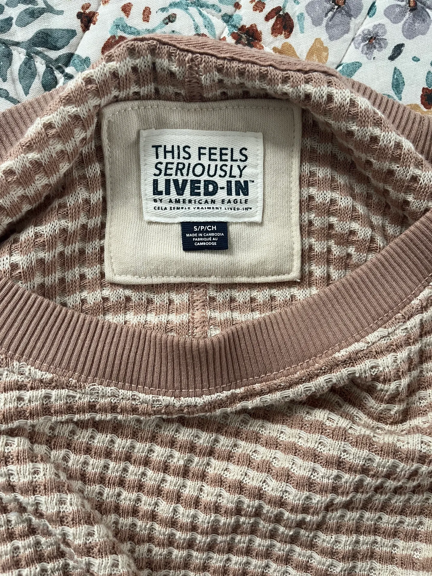 Big Hug Sweatshirt - Image 5