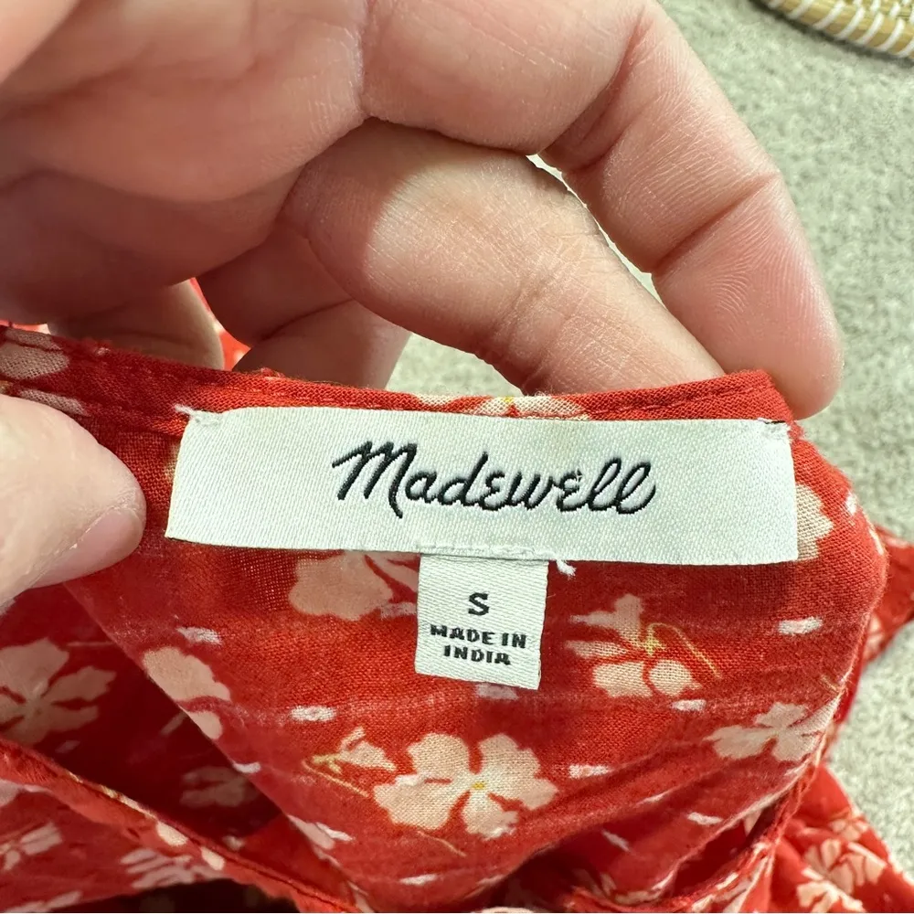 Madewell Puff-Sleeve Button-Front Top in Swiss Dot Happy Aloha Thai Chili Size S - Image 10