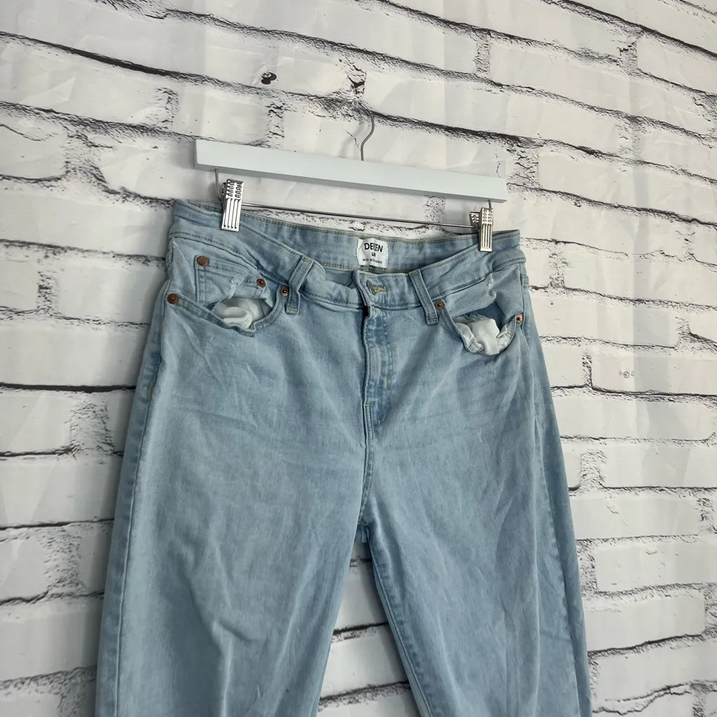 Levi’s Denizen Mid Rise Boyfriend Jeans Light Wash Distressed Ripped Women’s 14 - Image 3