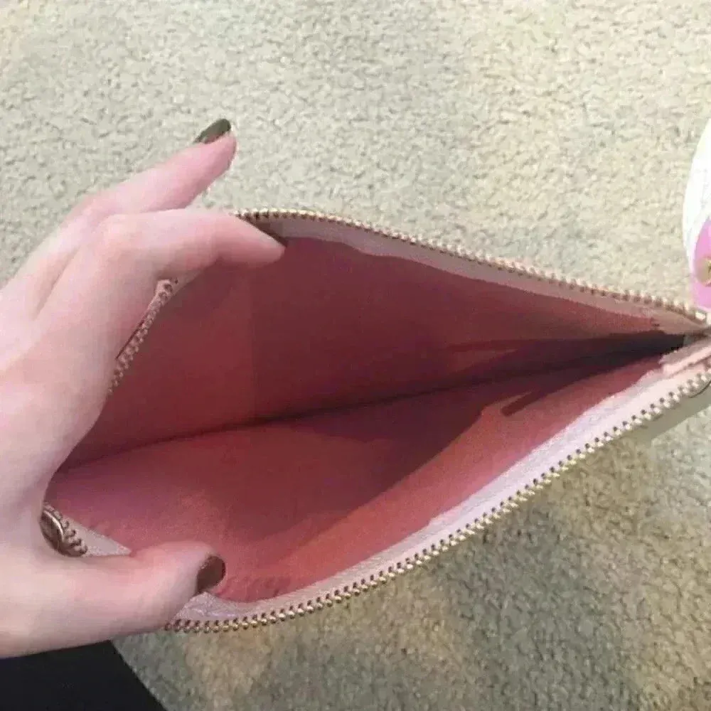 Chico's ⭐️ Chico’s small purse / purse attachment - Image 4