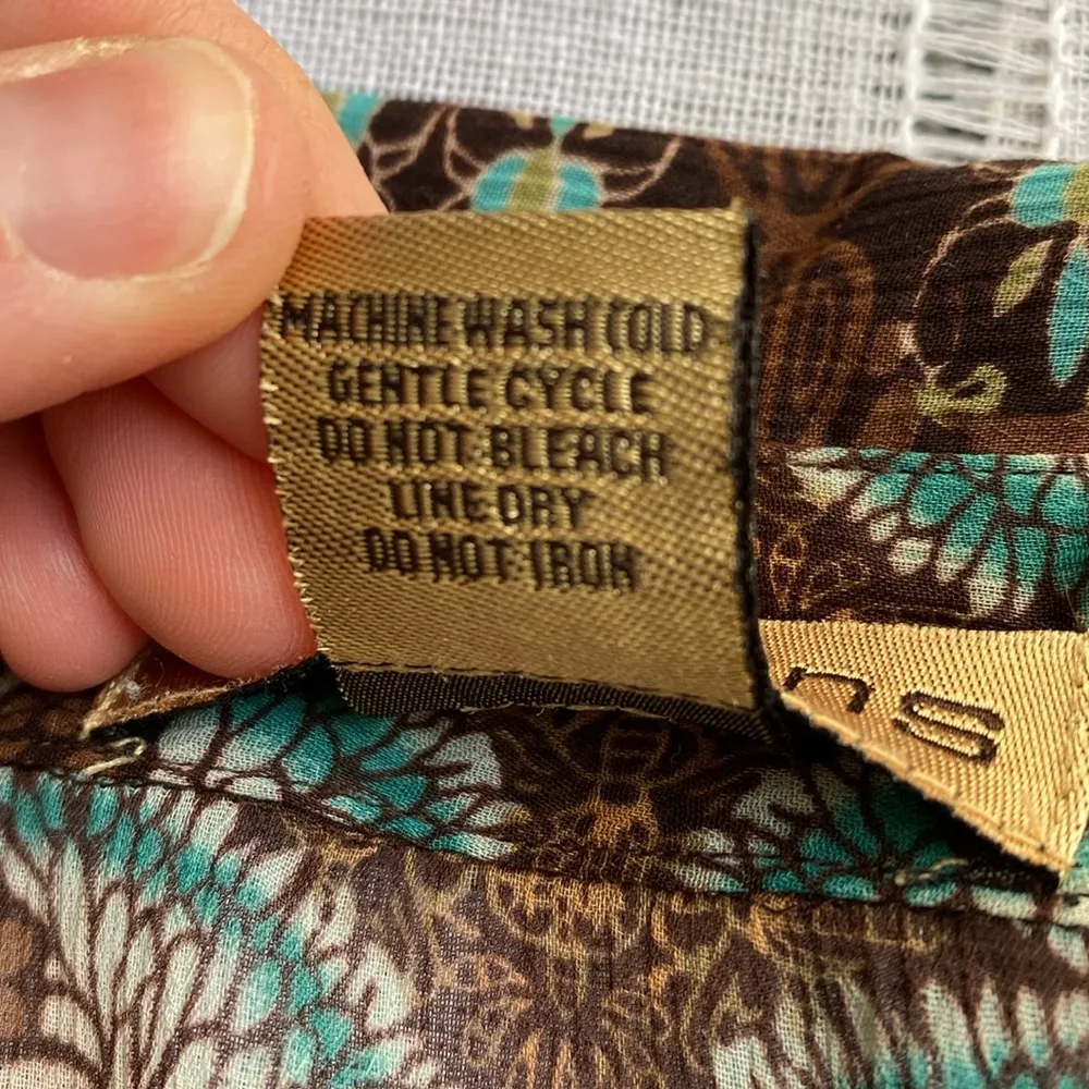 Notations Y2K bohemian collared top with bell sleeves. - Image 9