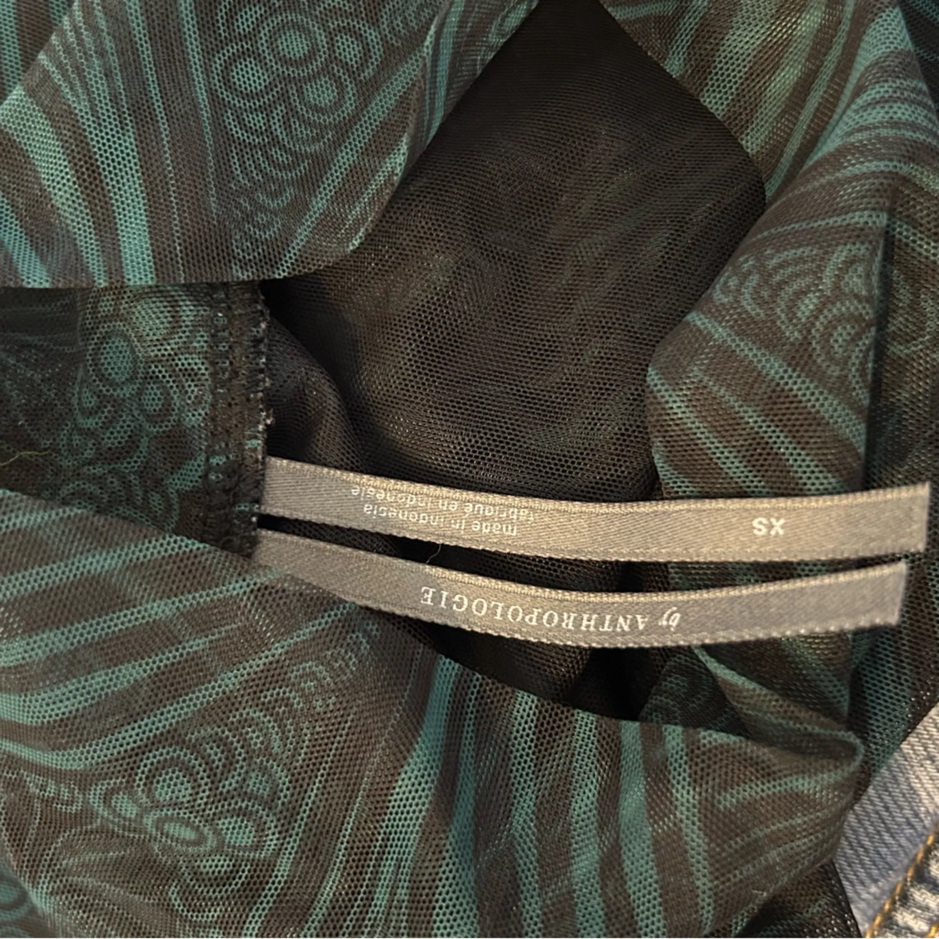 Anthropologie Gauzy Semi Sheer Green Floral Turtleneck Long Sleeve Shirt XS - Image 5