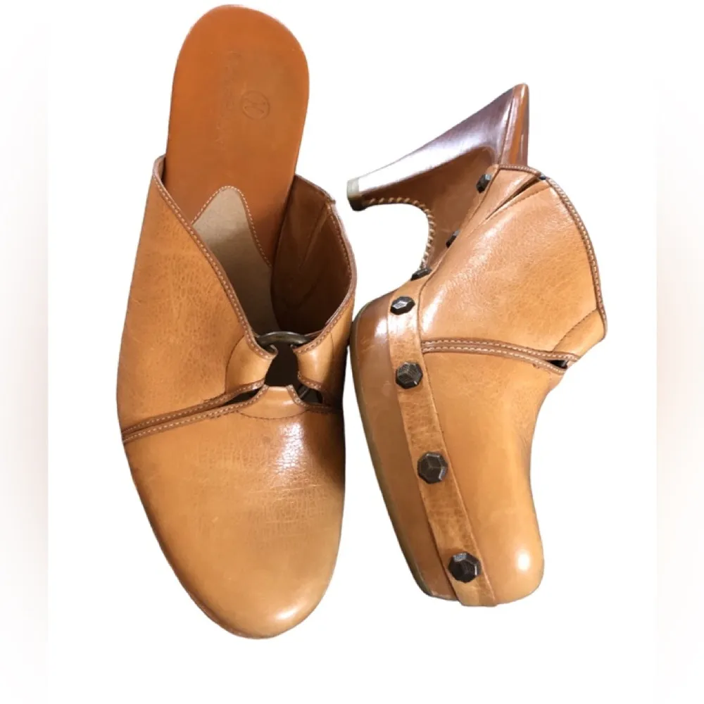 Cole Haan Kenna Clog Leather Slide In Wood Heel Platform Mules Sz 7.5 Rivets - Image 2