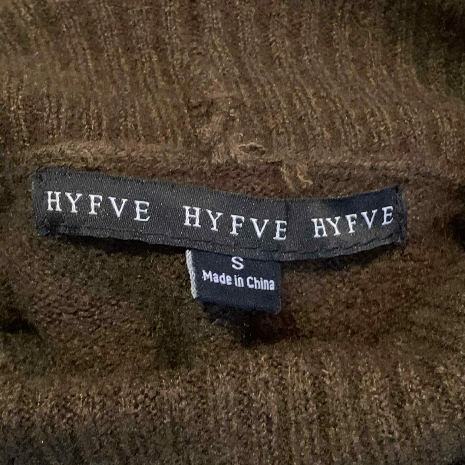 ​HYFVE Brown Turtleneck Sweater Tunic Dress Pockets Knit Hi-Low Slit S Cozycore - Image 4