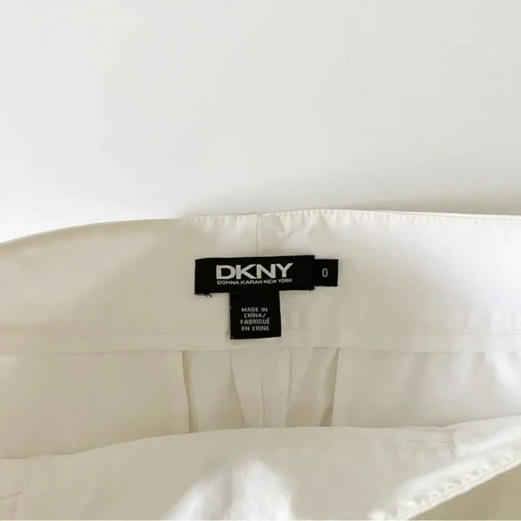 Vintage Y2K Pleated Capri Pants White Size 0 - Image 10