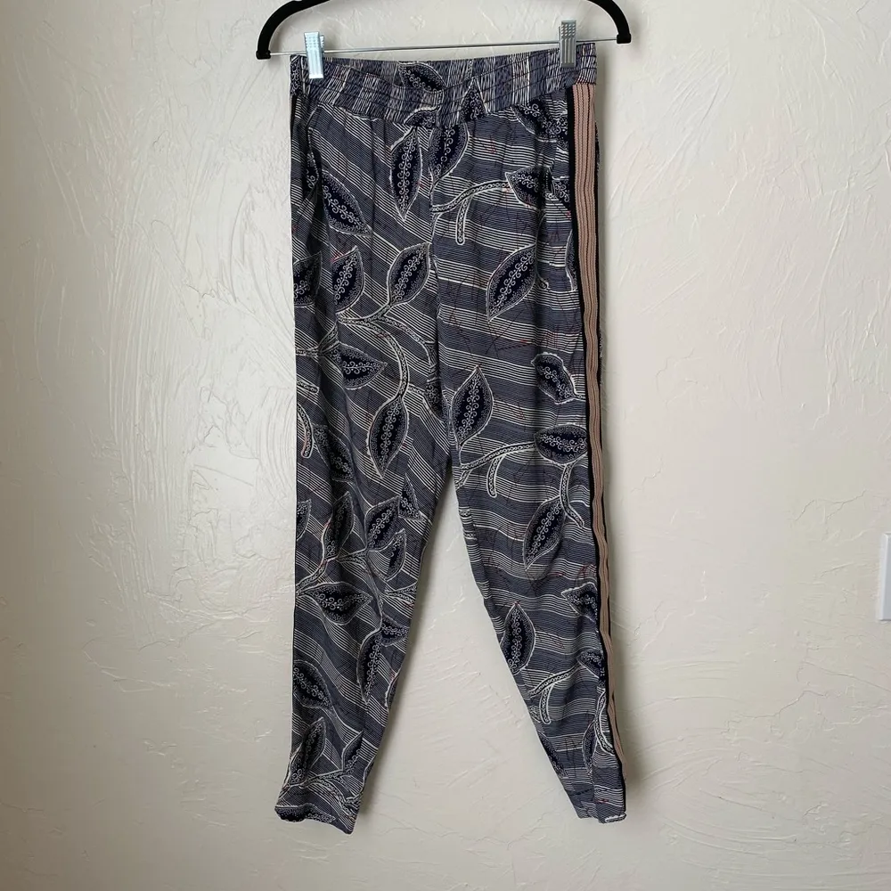 Hei Hei Anthropologie Lourinha joggers blue Motif - Image 3