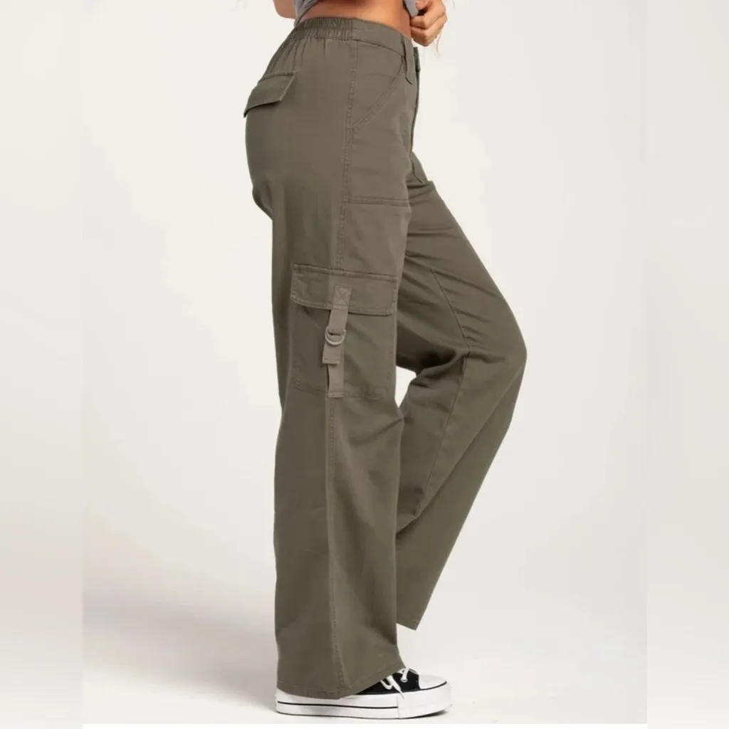 RSQ Women’s Cargo Pants - Image 2