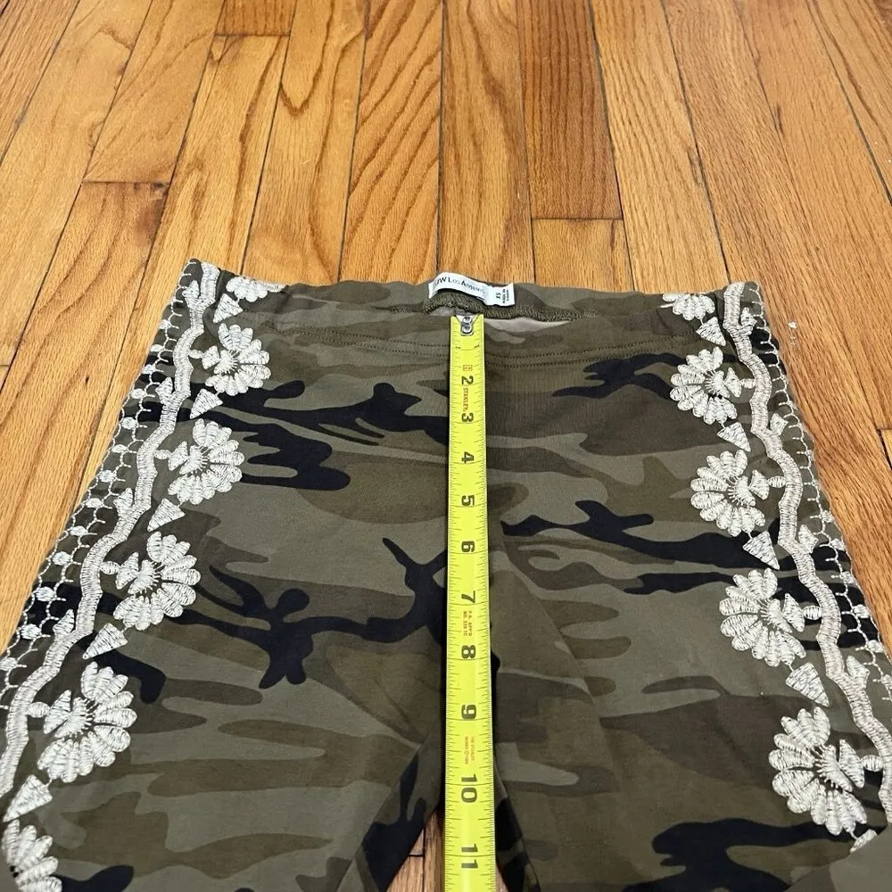 Johnny‎ Was JW Los Angeles Embroidered Green Camo Leggings Size XS - Image 7