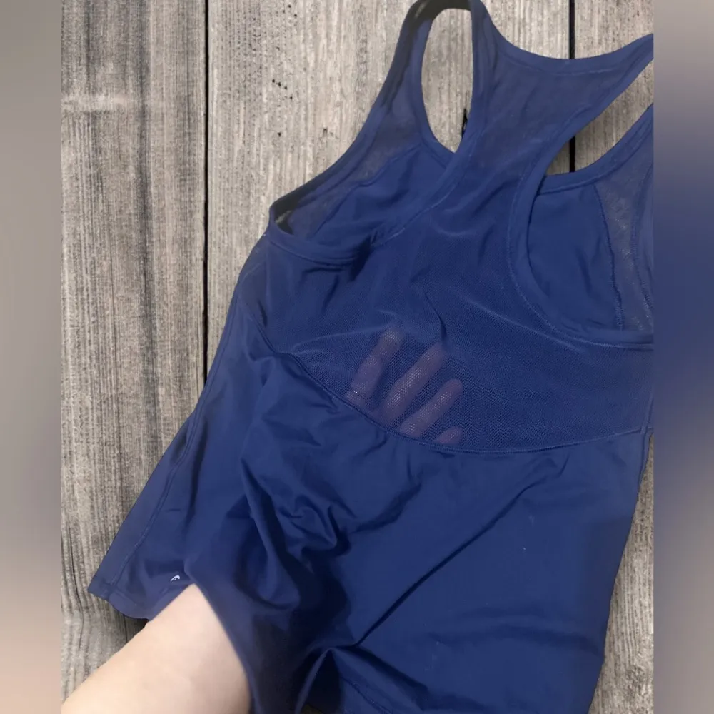 Lululemon Cadence Crusher tank in hero blue - Image 2