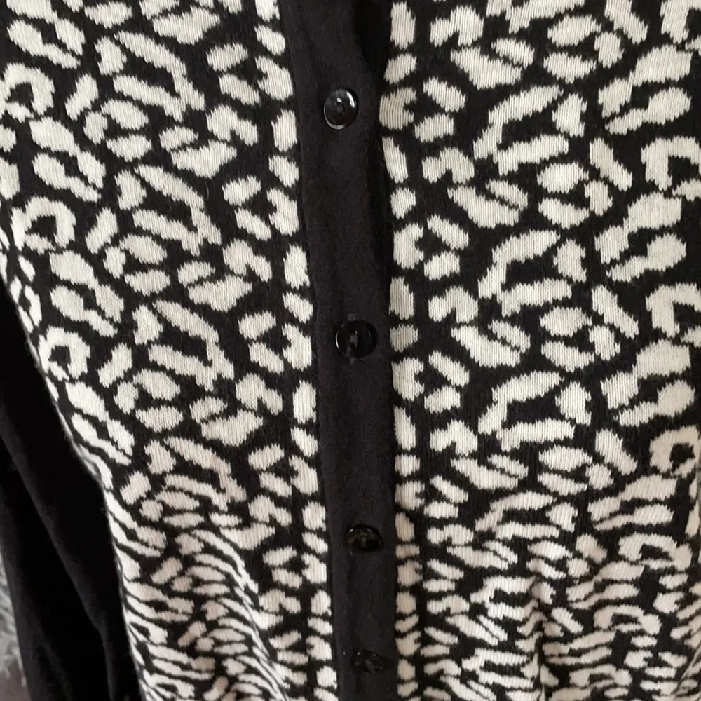 AUGUST SILK HERITAGE Black&White Cardigan Size L - Image 2