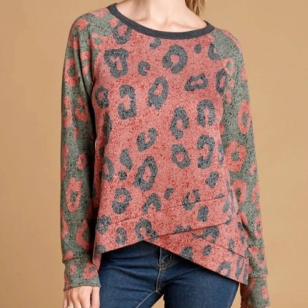 Cheetah Print Raglan Top‎ Pink Size L - Image 6