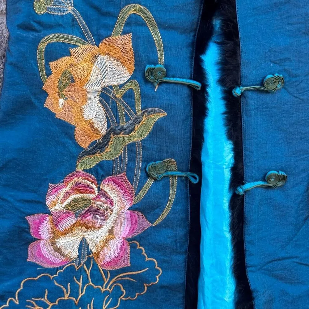 Asian Blue long embroidered vest with feathers trim Pink Size M - Image 2